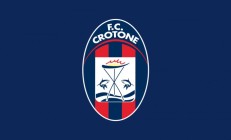 开云体育中国-包含克罗托内客场一球险负，遭遇两连败的词条