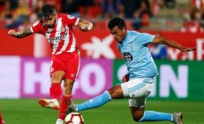 开云体育官网-西甲联赛激烈竞争引发球队冲突