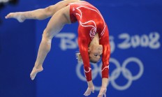 开云体育官网-跨越时空的胜利之火，从德国队到辛杜，赛场如何被点燃