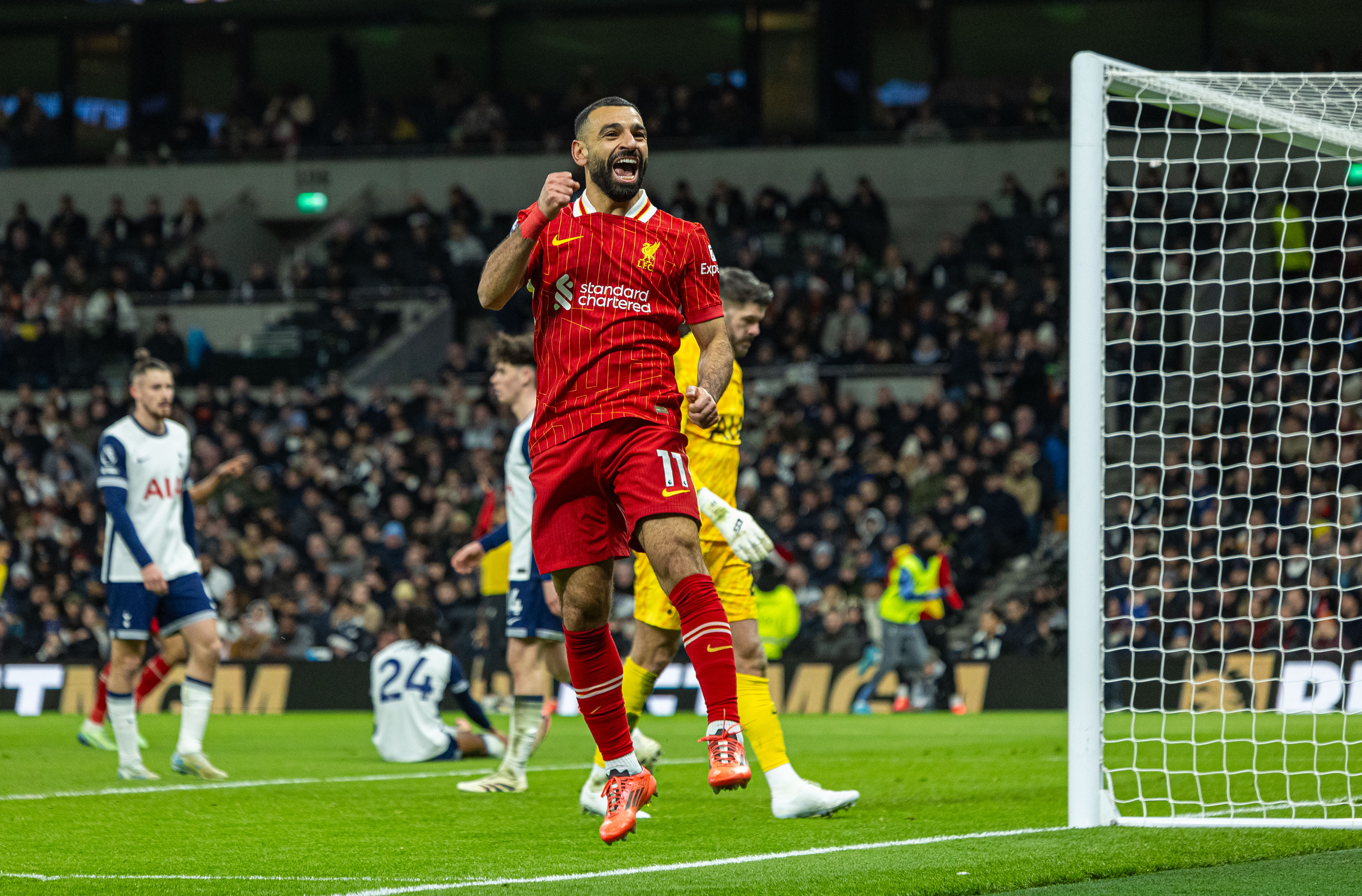 利物浦血战巴萨，英超重回巅峰