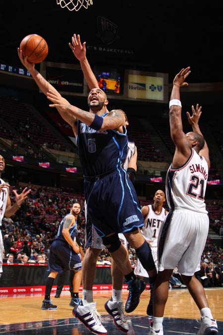 爵士战胜篮网，捷报频传助球队提神