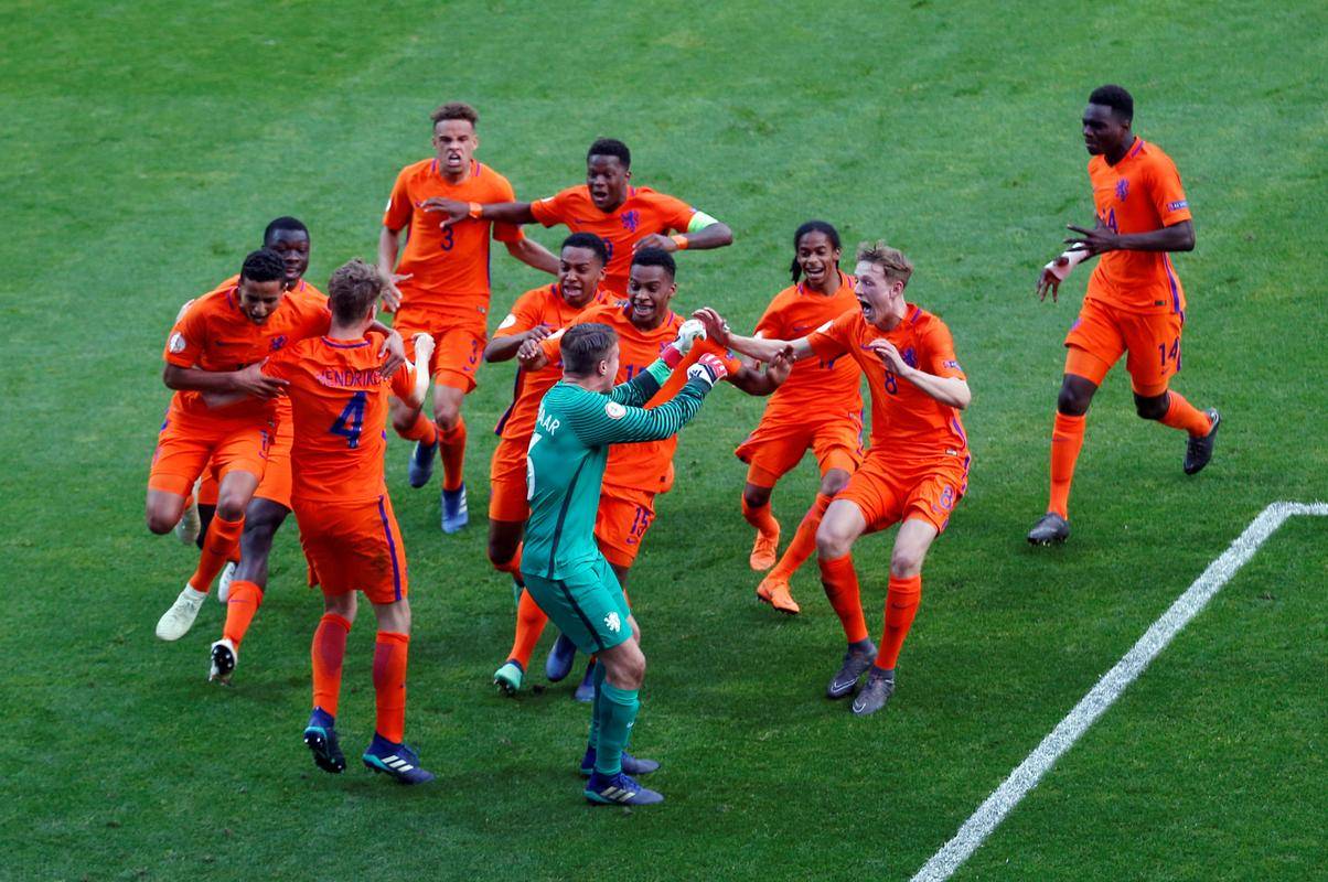 芬兰队在对决中展现实力