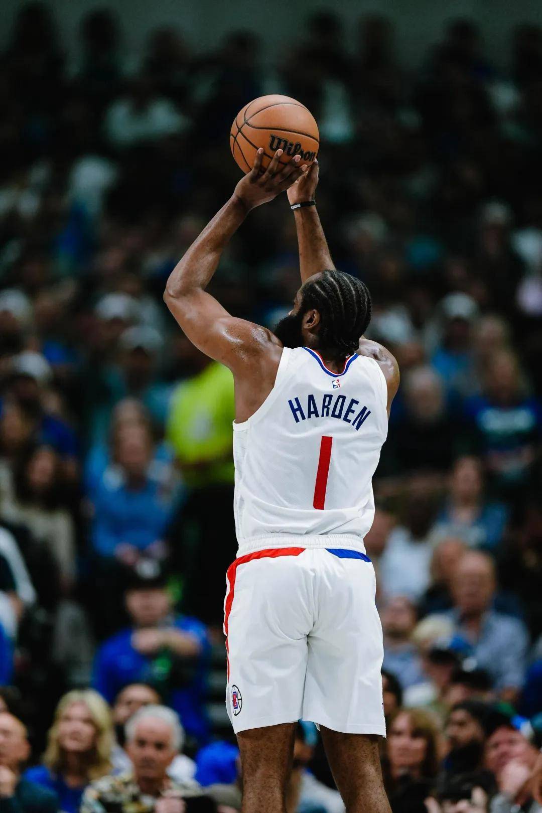 雷霆队遭遇快船队终结连胜 雷霆队遭遇快船队终结连胜