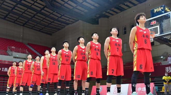 湖北男篮势如破竹，连胜在望积分追赶