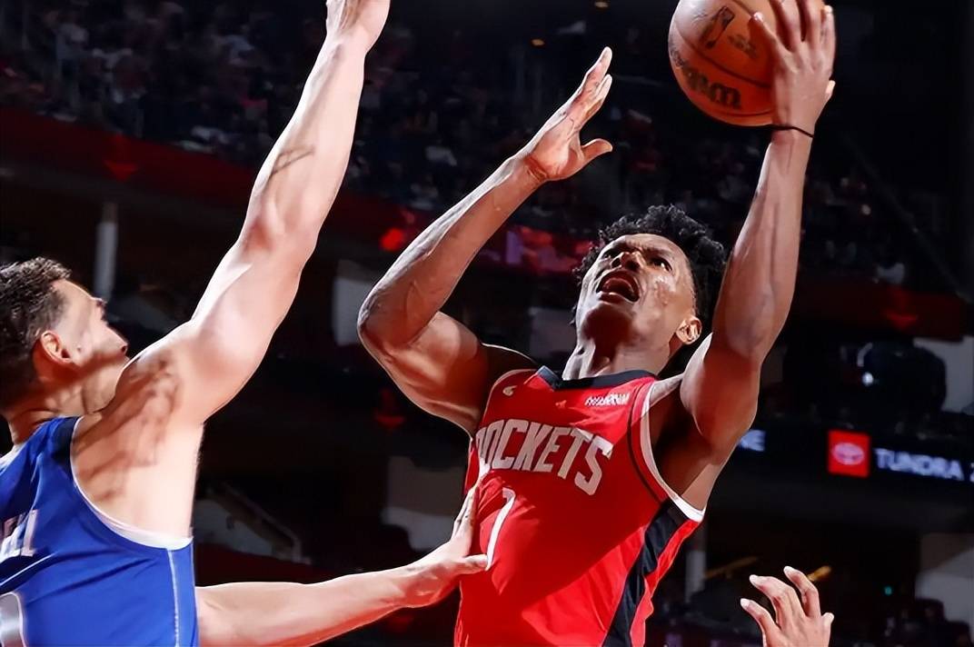 火箭逆转独行侠,易建联关键制胜 火箭逆转独行侠,易建联关键制胜