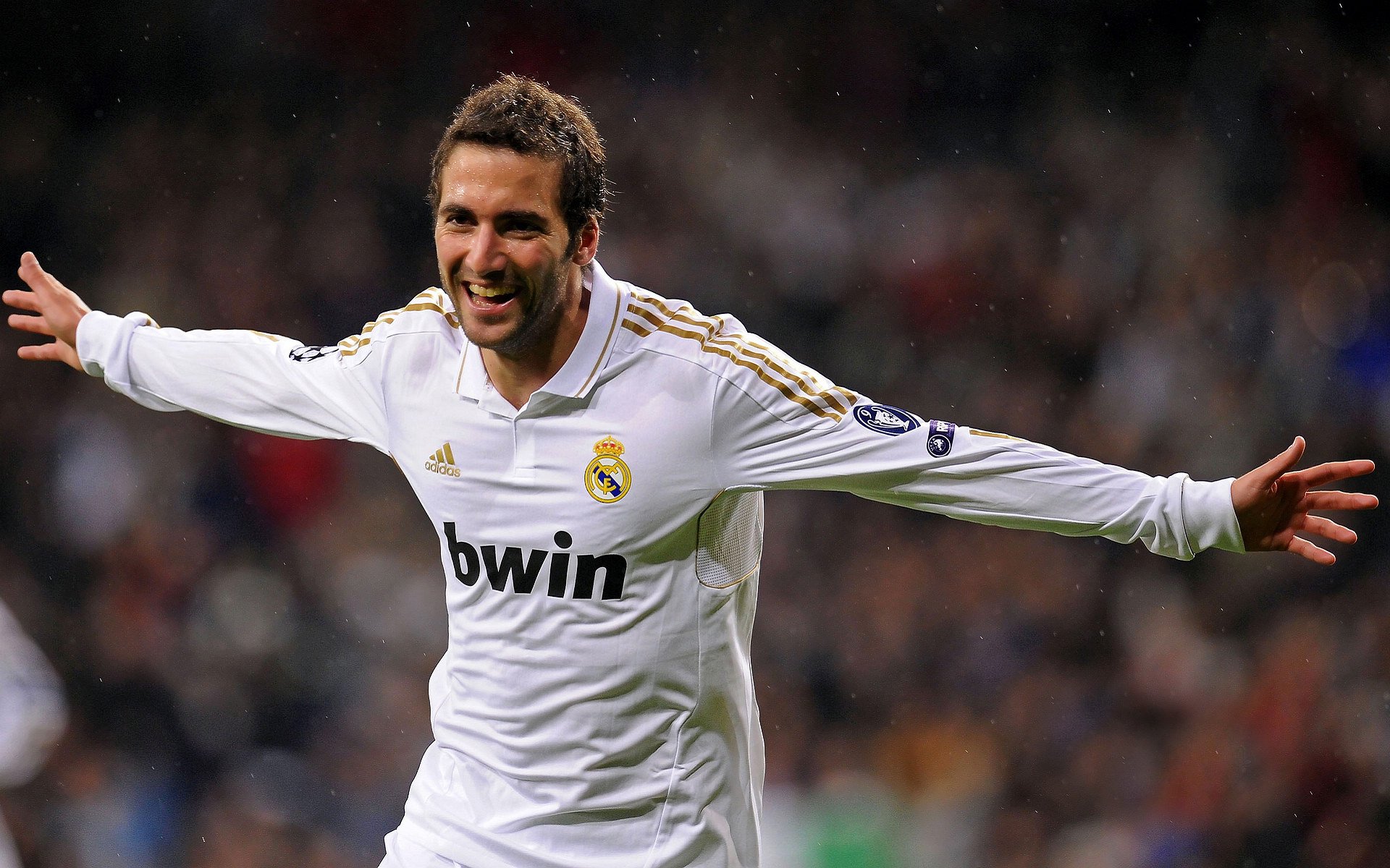 跨次元竞技场,雄鹿数据风暴与德罗赞的欧冠传奇之夜